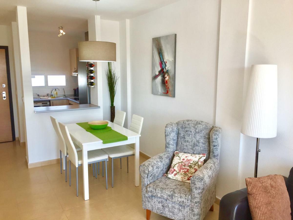 Fairway View Penthouse Apartment *