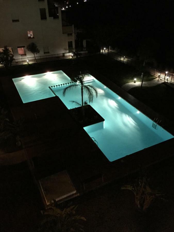 Fairway View Penthouse Apartment *